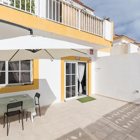아파트 Home2book Sunny Terrace & Pool,