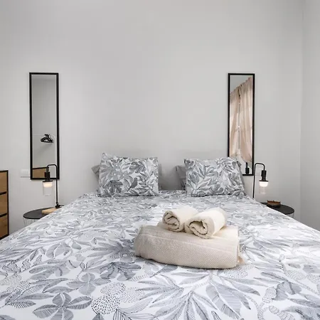 아파트 Home2book Sunny Terrace & Pool, *
